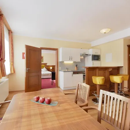 Appartements Cella Central Zell am See Exterior foto