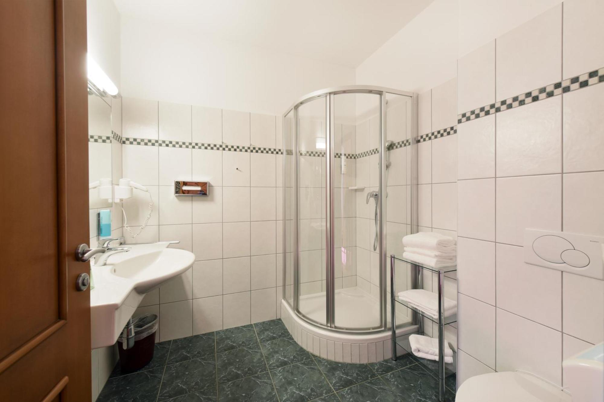 Cella Apartment
